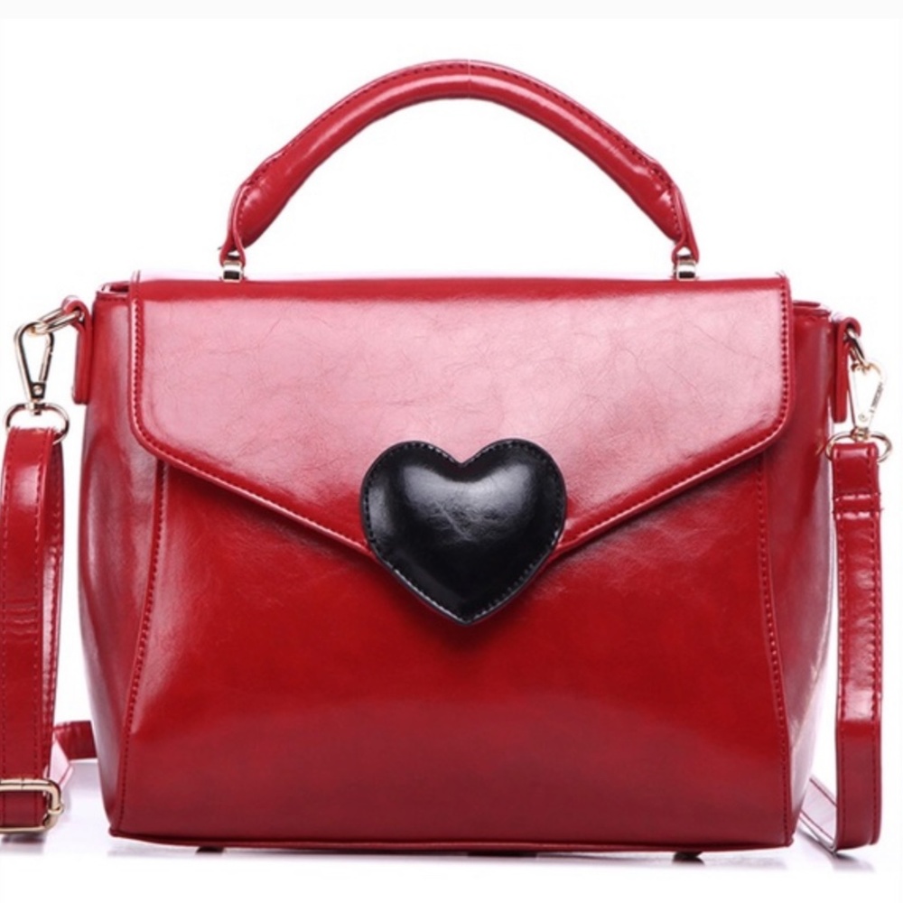 🎉Host Pick🎉NWT Sassy Red w/ Black Heart Embellishment Bag! Can Be Worn 3 Ways!